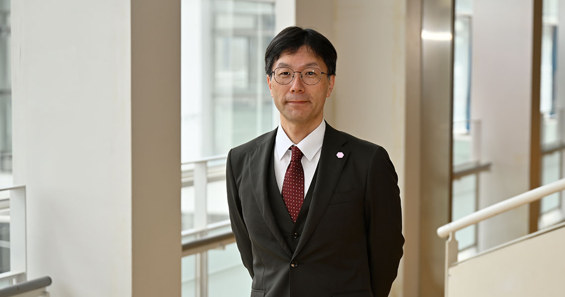 袴田航