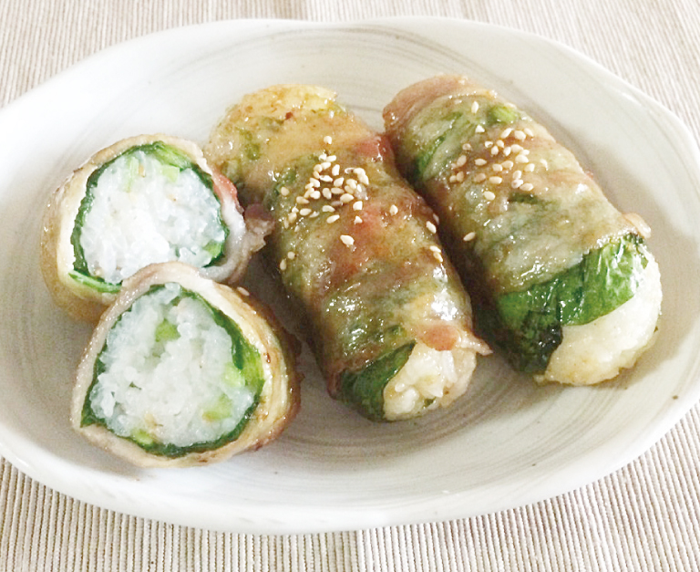 栄養ばっちり！小松菜肉巻きおにぎり