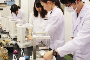 アイスクリームの気泡量の測定